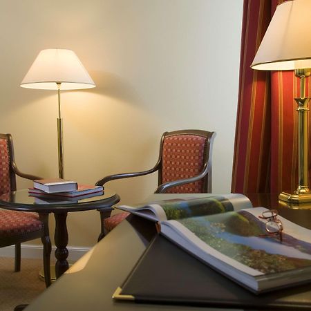 Best Western Grand Hotel De Bordeaux Aurillac Szoba fotó